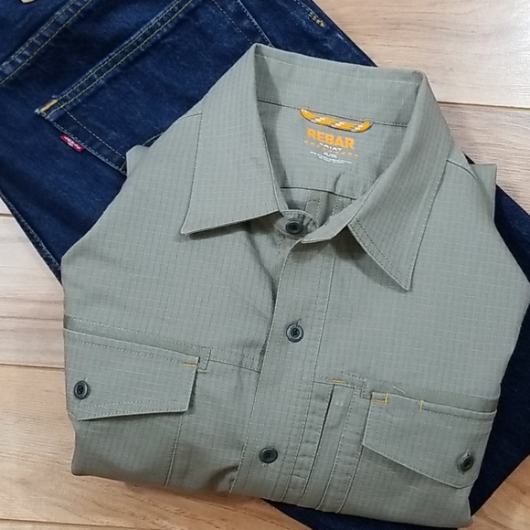 Ariat Other - Ariat Rebar size XL